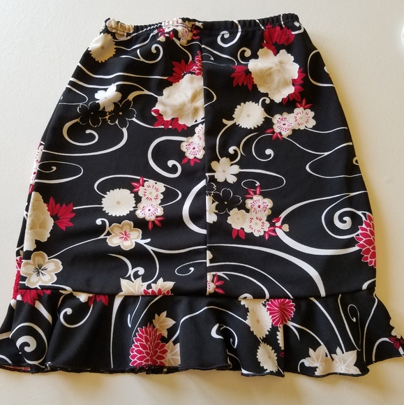 My Michelle Skirt Size 7 Girls Black Red White Flo - Picture 2 of 7